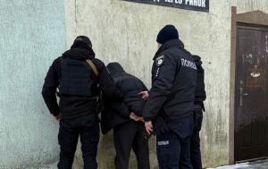 Бомба була у сміттєвих баках: поліція показала кадри підготовки теракту у Львові