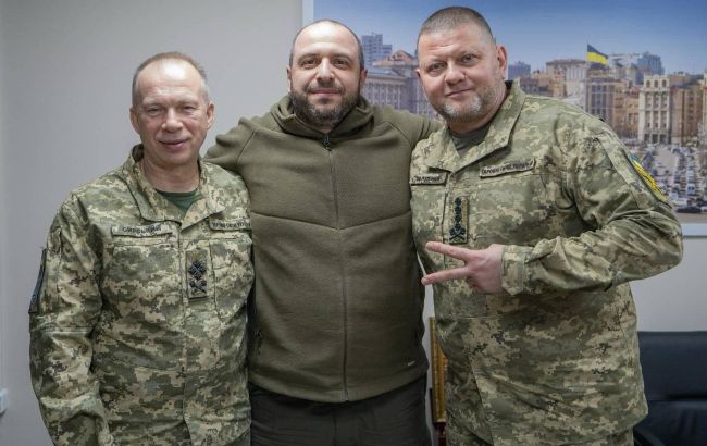 Залужний, Умєров та Сирський відвідали військових на східному напрямку
