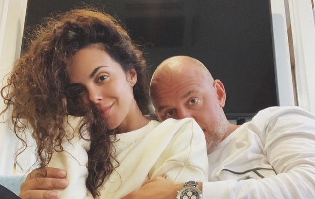 "Влажный пляжный движ!" Потап раззадорил фото Каменских в мокрой футболке