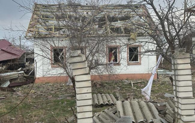 РФ обстреляла село под Купянском: погиб мужчина, его 11-летний сын умер в больнице