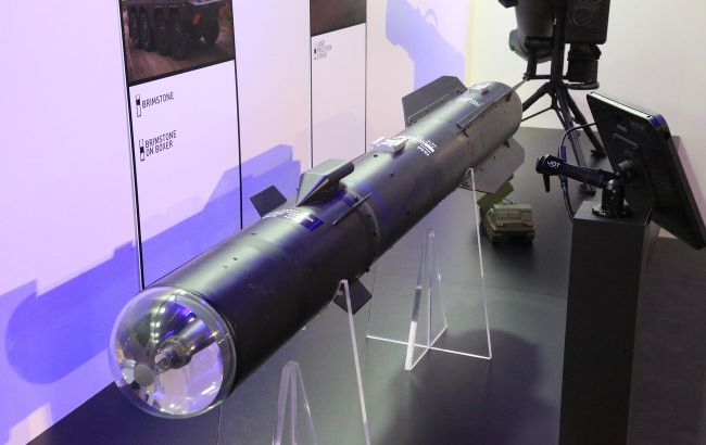 В Британии показали транспортировку ракет Brimstone, которые передадут Украине (видео)