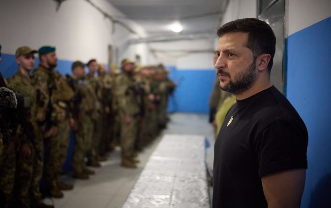 Зеленський відвідав українських військових у Донецькій області