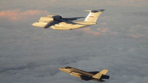 Нідерландські винищувачі перехопили російські літаки над Балтійським морем