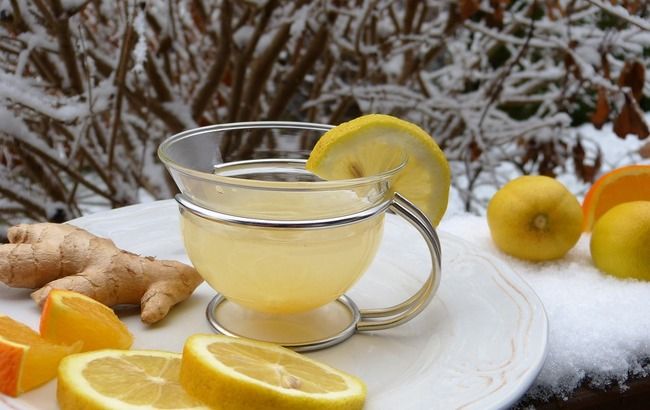 Дієтолог розповіла про користь вітаміну С і розвіяла міфи про лимони