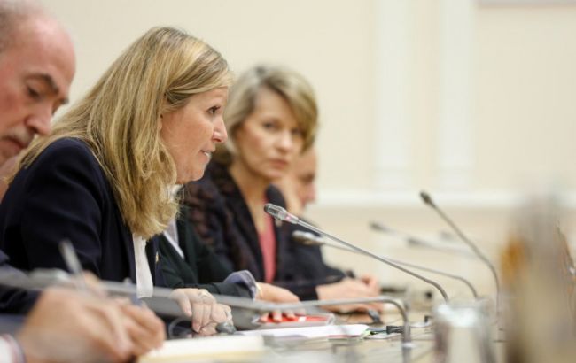 Глава Национального собрания Франции впервые посетила Украину и встретилась с Зеленским