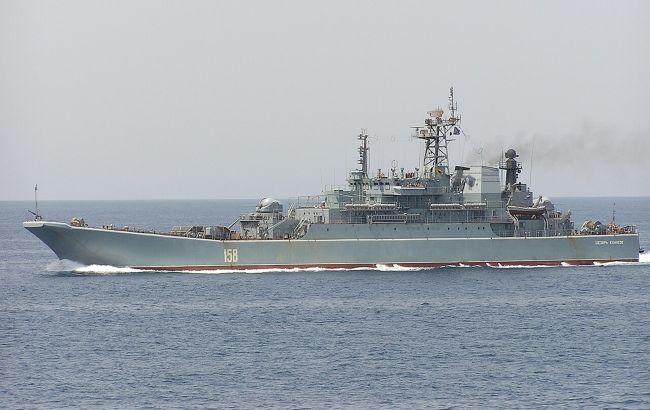 Росіяни показали, як дрони Magura V5 потопили корабель "Цезар Куніков" (відео)