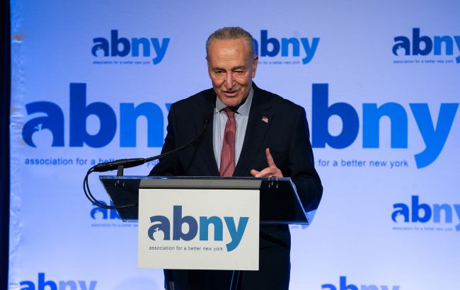 Палата представників США підтримає пакет з допомогою Україні, - лідер демократів у Сенаті