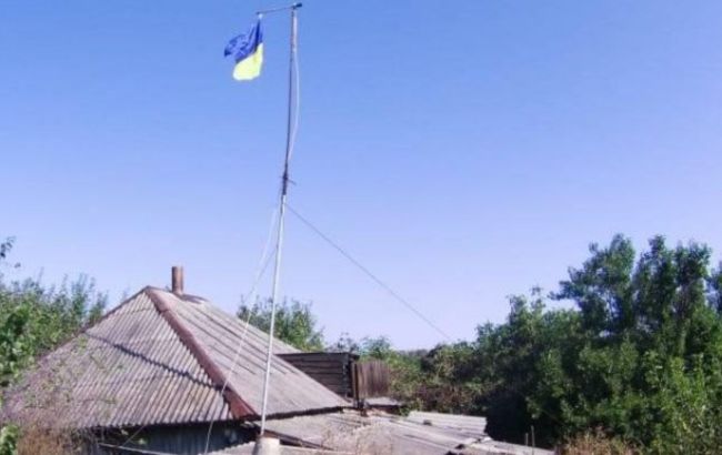 Пограничники подняли флаг Украины над двумя селами в Харьковской области (видео)