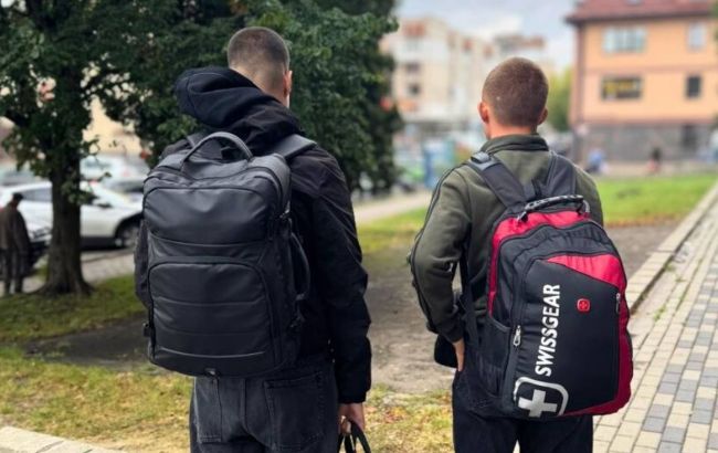 Украина вернула из оккупации двух 18-летних парней, которых РФ хотела отправить на войну