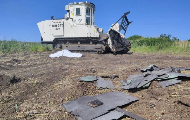 В Харьковской области россияне атаковали саперов во время разминирования, есть погибший