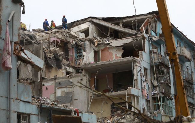 Удар по многоэтажке в Запорожье: два человека считаются пропавшими без вести