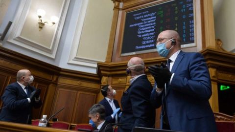 Навстречу кредиту: как власть выполняет требования МВФ и куда назначат Саакашвили