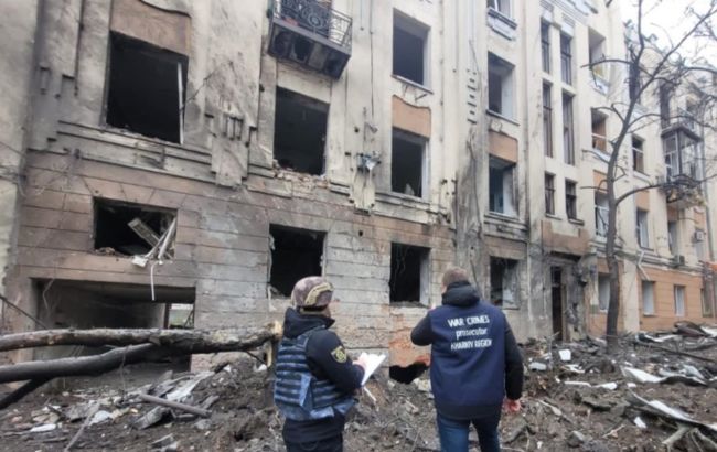 Ракета влучила у будівлю університету Бекетова у Харкові, вже 5 поранених