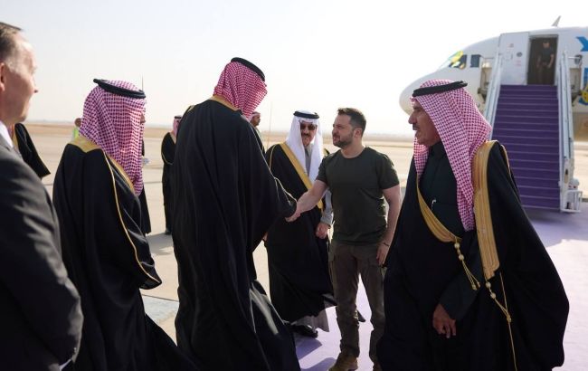 Зеленский прибыл в Саудовскую Аравию и назвал планы на визит