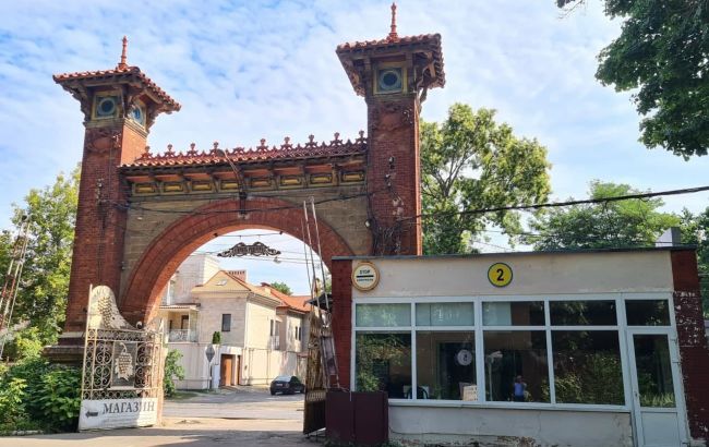 До Мінкульту та ФДМУ звернулися через приватизацію Одеського заводу шампанських вин