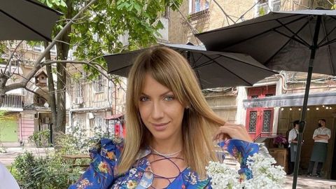 "Не можна бути такою красивою": Нікітюк у нескромному ультраміні здивувала новинами