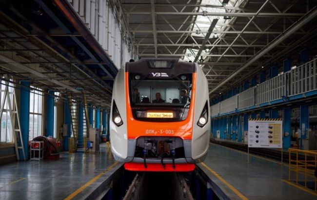 Збільшення тарифів на вантажні перевезення додатково залучить 14,3 млрд грн для УЗ, - міністр