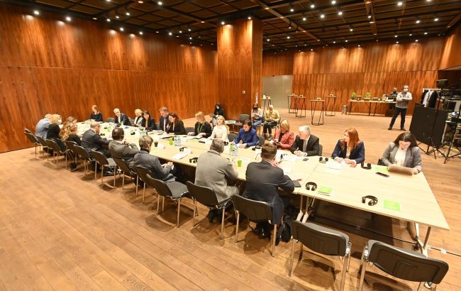 Представители Кабмина разрабатывают меры по поддержке бизнеса в Украине, - Свириденко