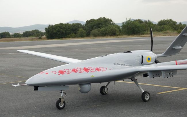 Компания Baykar уже доставила в Украину три "народных Байрактара"