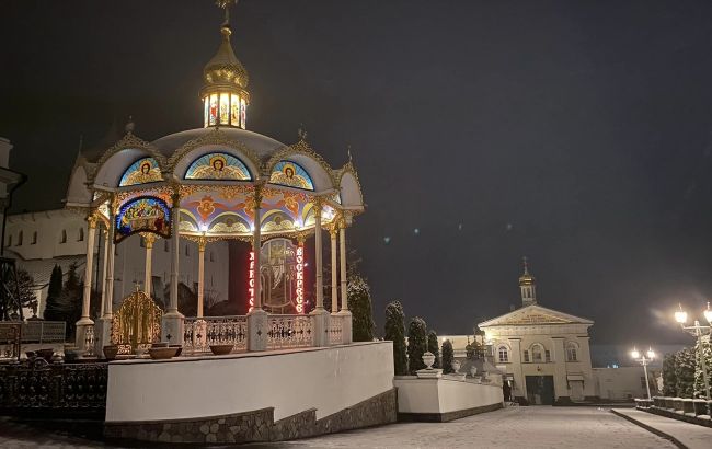 Захід України засипало снігом (фото, відео)
