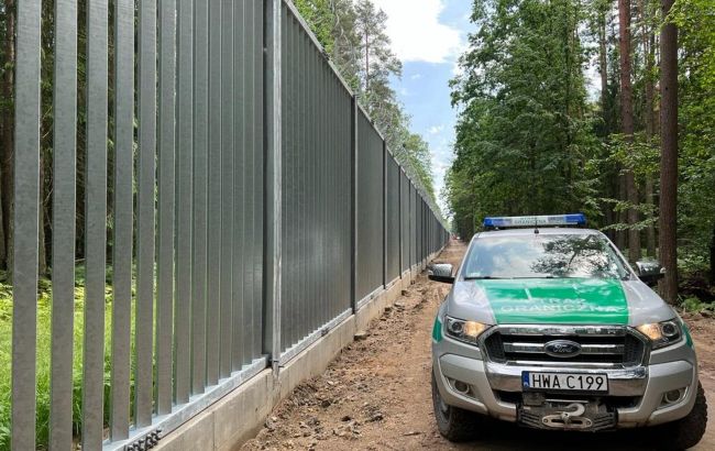 Польша заканчивает сооружение стены на границе с Беларусью