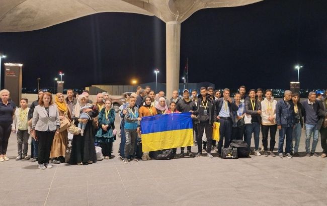 МЗС і розвідка України провели евакуацію з Гази: врятовано десятки людей