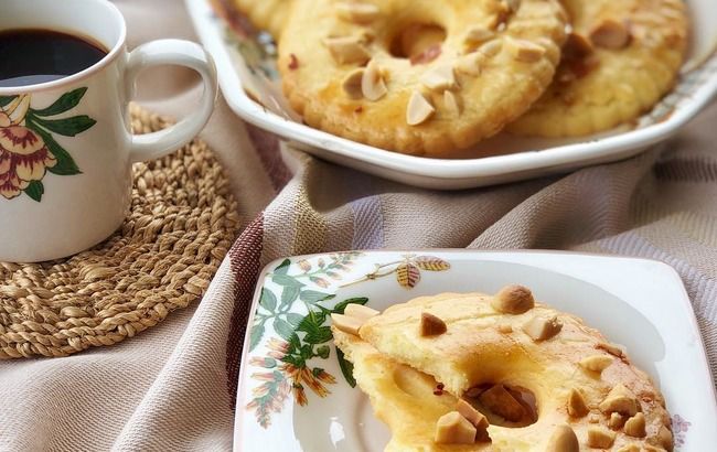 Солодкі ласощі: пісочні кільця з арахісом
