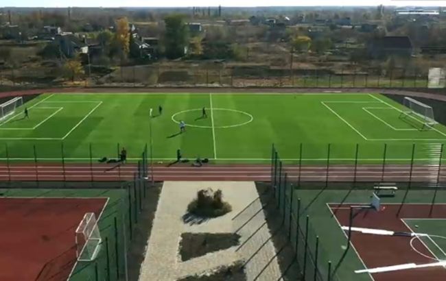 В Апостолово Днепропетровской области "с нуля" построили новый стадион