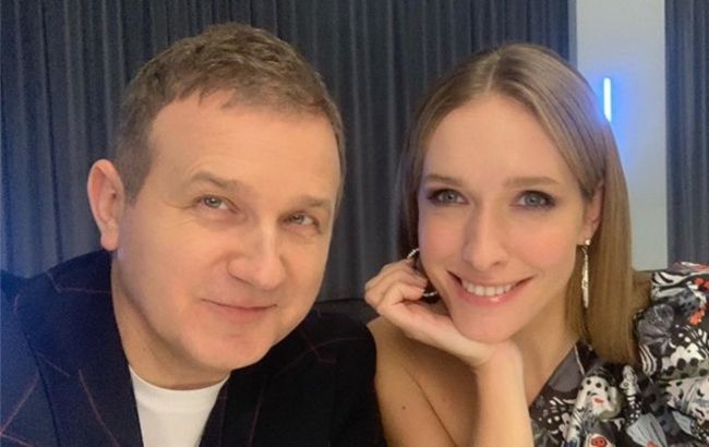 Горбунов освоїв несподівану професію і влаштував Осадчій в мікрошортах романтику на воді