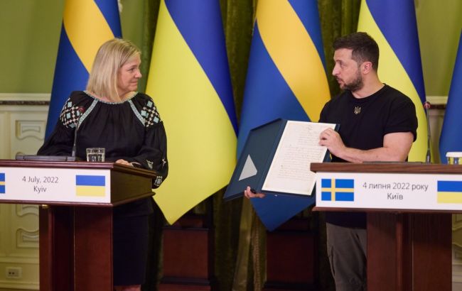 Швеция передала Украине копию исторического документа. Уберегал козаков от притеснений Москвы