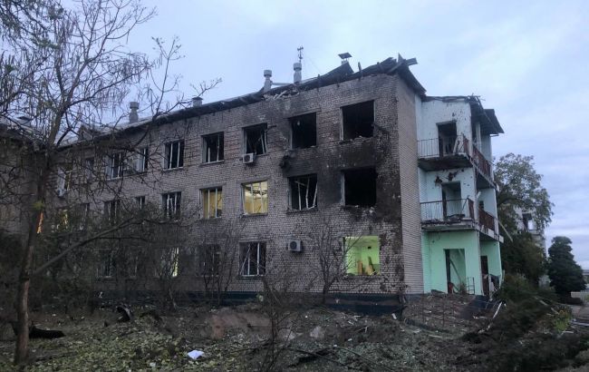 Утренний обстрел Запорожья: Россия выпустила по городу 12 ракет, есть погибший