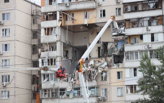 Кличко обвинили в пиаре на квартирах для пострадавших от взрыва на Позняках