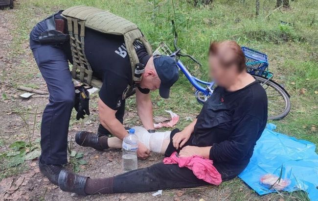 Збирала гриби, попри заборону. Жінка підірвалася на розтяжці у лісі Чернігівській області