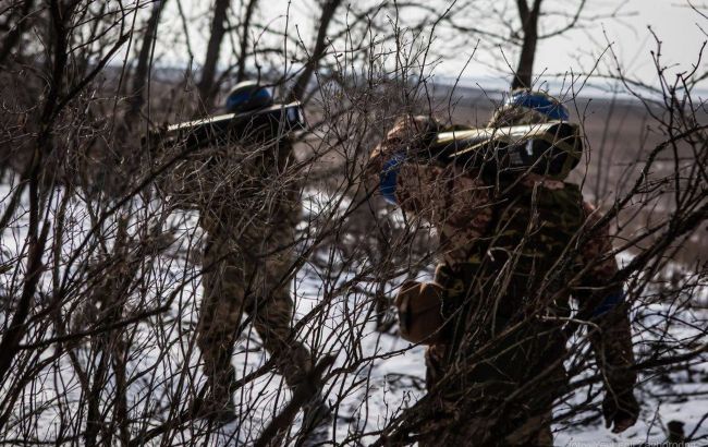 Почти 700 оккупантов, 4 танка и 7 ББМ: Генштаб обновил потери РФ в Украине за сутки