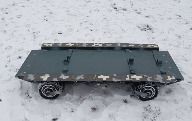 В Україні розробили дистанційно керовану платформу для евакуації поранених військових (фото)