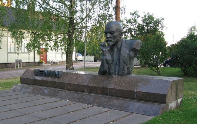 В Финляндии демонтировали последнюю статую Ленина в стране