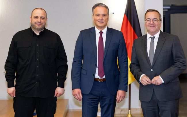 Украина и Германия подписали контракт на производство IRIS-T и ракет к ним