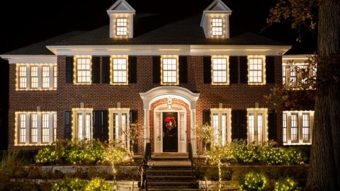 Дом семьи Маккалистеров из "Один дома" сдается в аренду: сколько стоит ночь в особняке