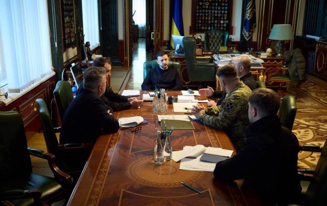 Проти "заплямованих" облич: скільки українців вимагають повної зміни влади після війни