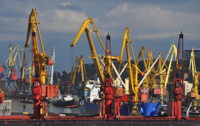 Россия ударила по порту Одессы