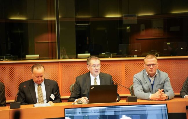 Американський екс-конгресмен розкритикував атаки на українських правників