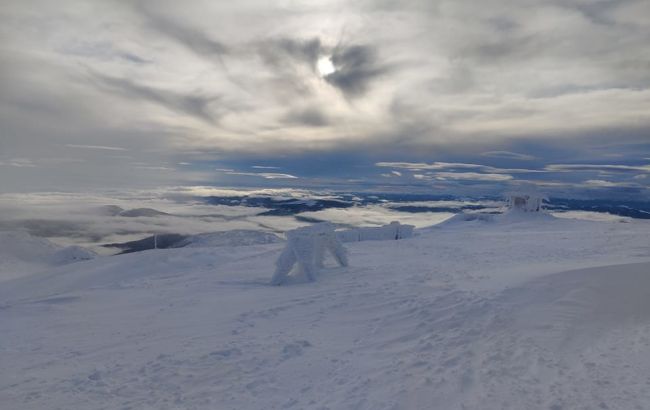 От походов в горы лучше воздержаться. В Карпатах сегодня возможен сход лавин