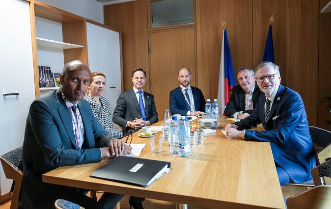 Рютте анонсував відправку Україні "великої кількості боєприпасів" найближчим часом