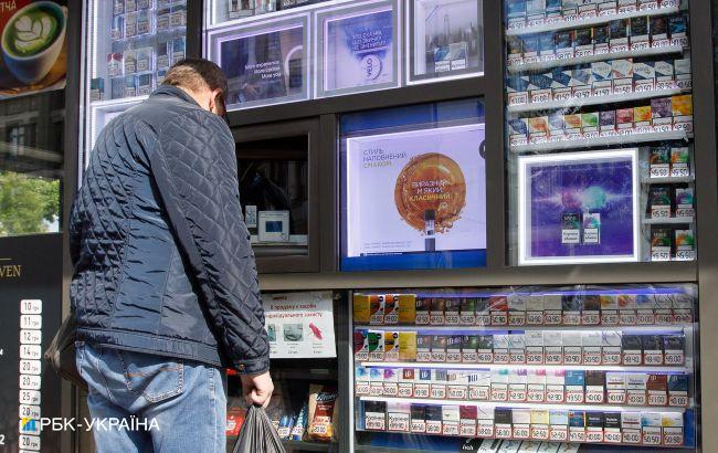 Нелегальні цигарки можна купити у спецкіосках навіть після виклику поліції, - розслідування