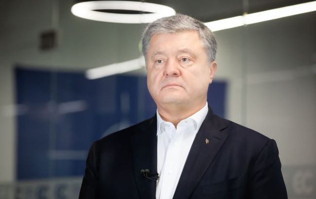 Порошенко: не дамо демонтувати демократію, Україну і українську державність