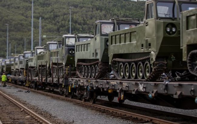 Норвегия передаст Украине около 50 гусеничных грузовиков NM199