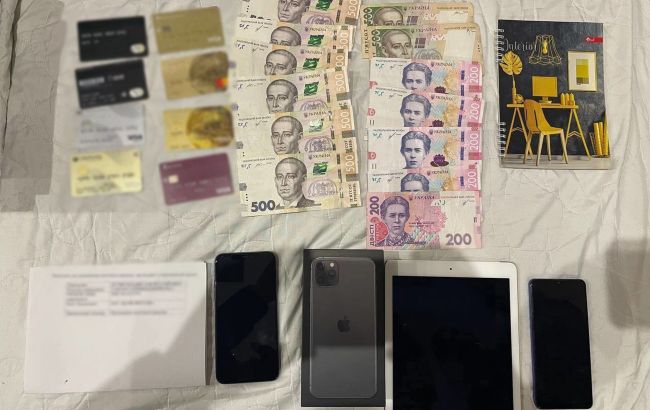 Под Киевом задержали банду мошенников, жертвами которых стали десятки людей со всей Украины