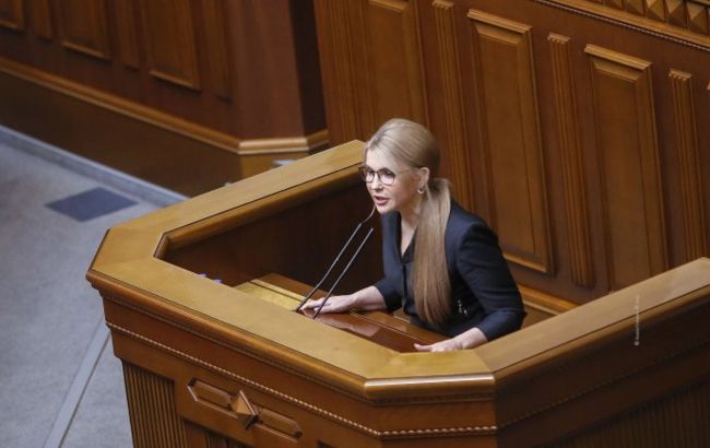 "Батькивщина" передала Монастырскому заявление о преступлении по срыву отопительного сезона