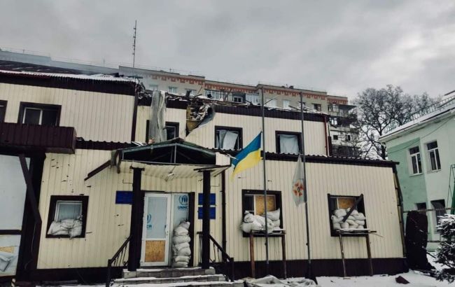 Російська армія обстріляла пожежну частину в Бахмуті (фото)