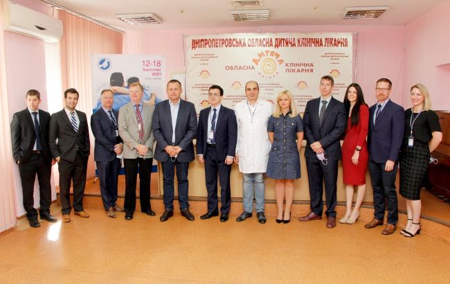 Лікарі з США безкоштовно прооперували дітей у Дніпрі і планують продовжувати цю місію у наступні роки